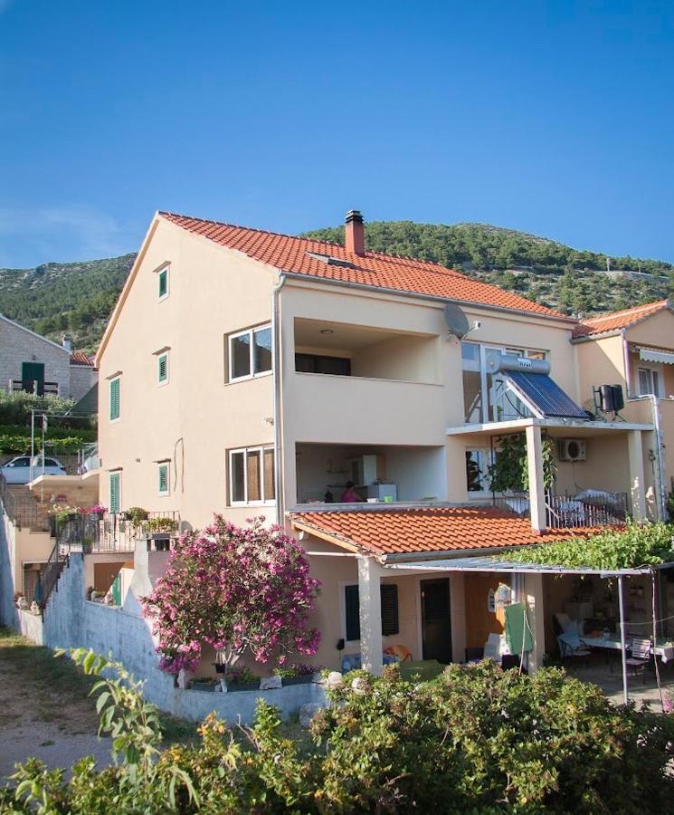Apartments Panda Bol Exterior photo